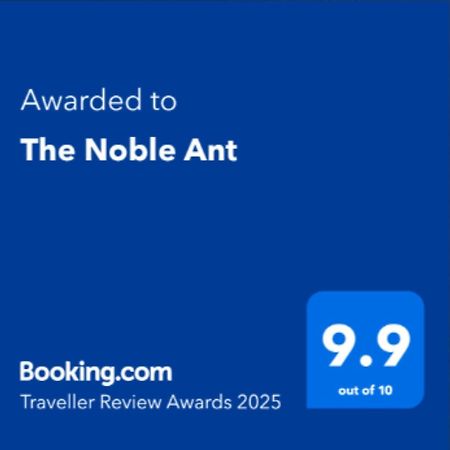 فندق The Noble Ant جورج المظهر الخارجي الصورة